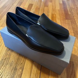 Worn 1x In Box. Everlane 90s Loafer